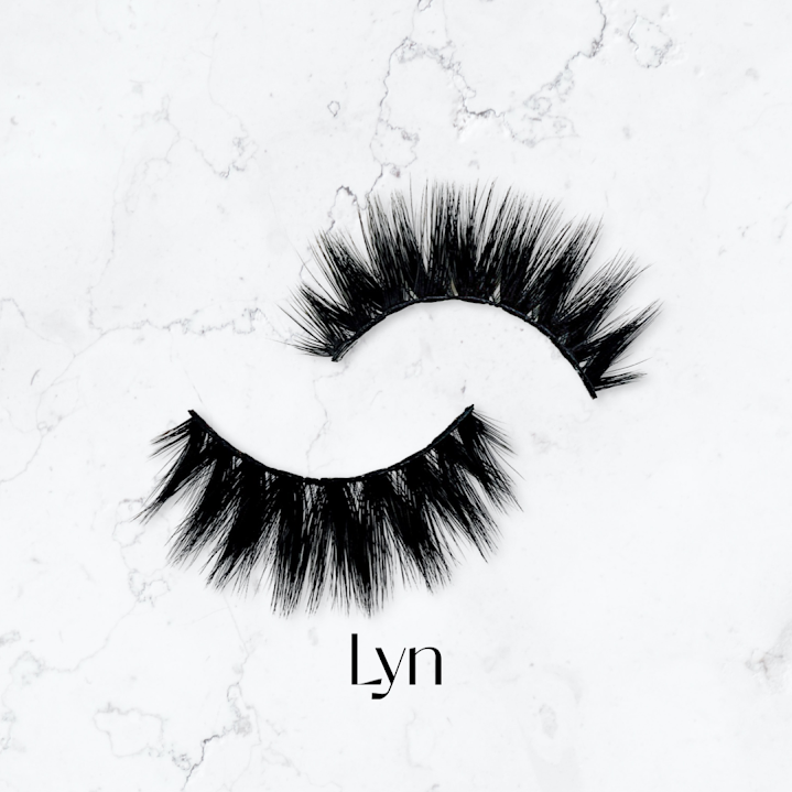Lyn silk lash, doll-eye, 16mm